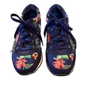 Yellow box Mellow Mat Navy Embellished Bling Boho Women's Shoes.  Size 8